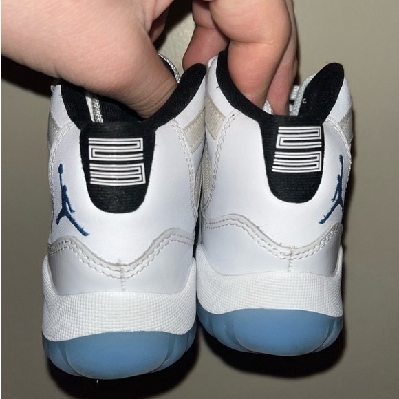 Air Jordan 11 Retro Legend Blue - Picture 2 of 7